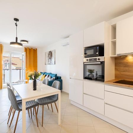 Cosy Apartment Terrano -Free Private Parking Split Bagian luar foto