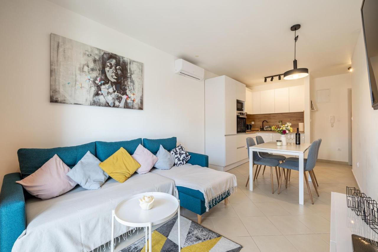 Cosy Apartment Terrano -Free Private Parking Split Bagian luar foto