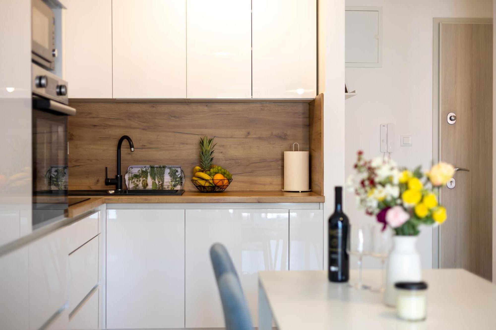 Cosy Apartment Terrano -Free Private Parking Split Bagian luar foto